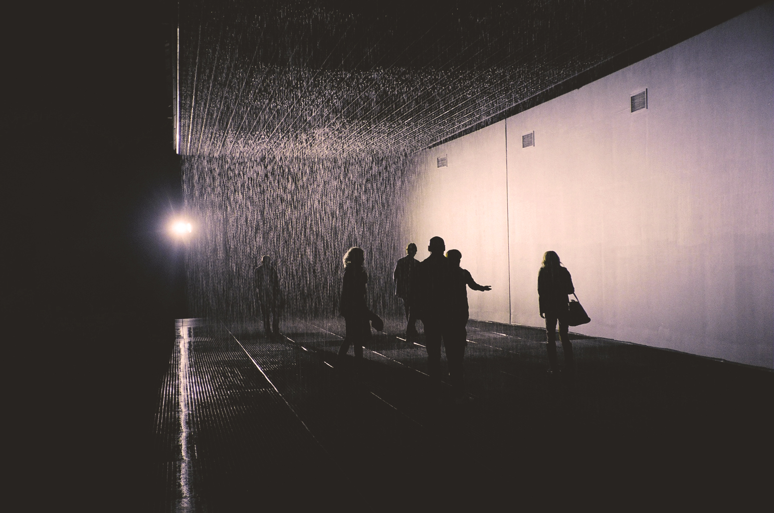 Rain Room At The Barbican Smartvolta Conscious Living